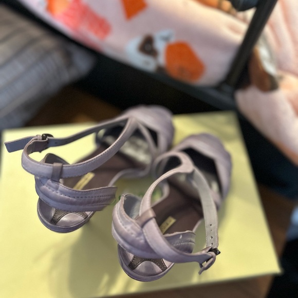 MaxStudio Bella Size 6M Leather Sandal in Lavender - Picture 7 of 16